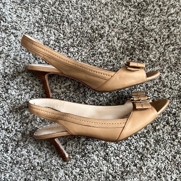 Coach Sandals - Picture 4 of 6